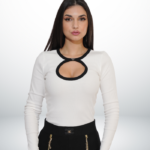 Fitted Pull with Black Stripes – White